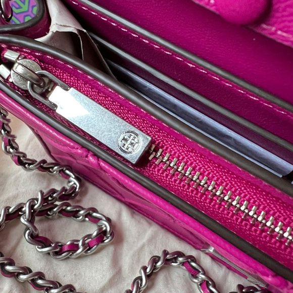 AUTH. NWT Tory Burch Pink Fleming Soft Crossbody Bag & Silver Kira Studs $576 - Picture 10 of 17